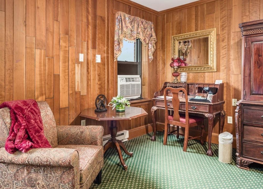 The Lafayette A grand Riverboat Era Hotel photo 50
