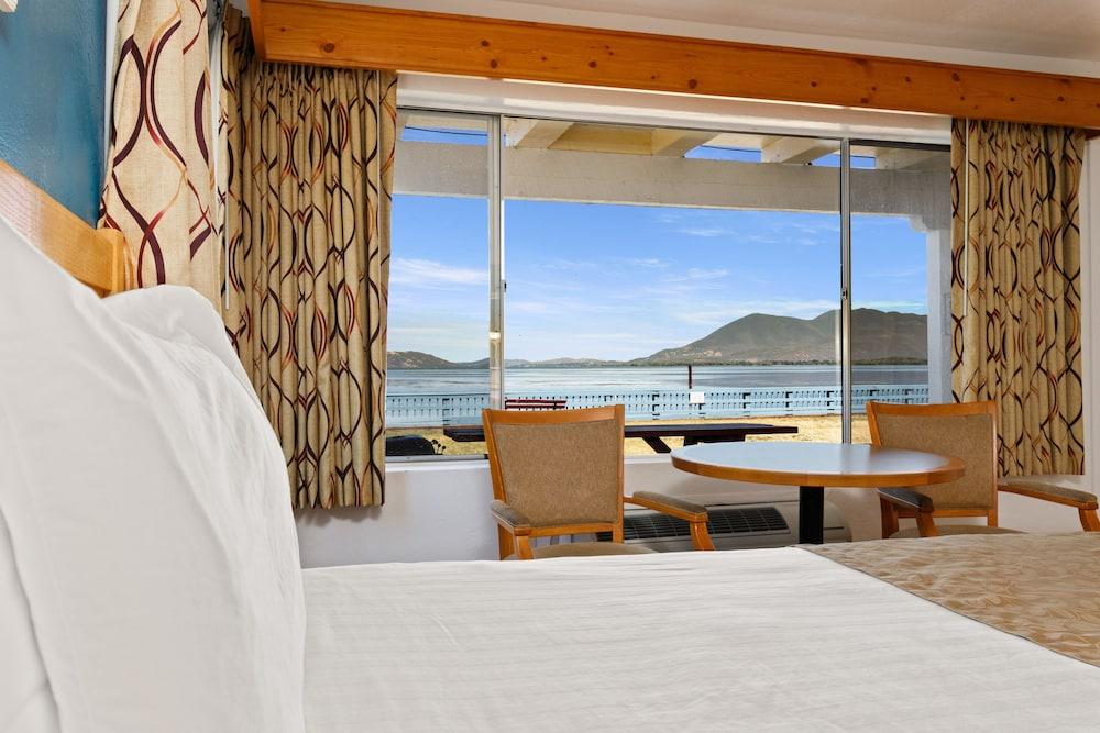 Skylark Shores Resort photo 36