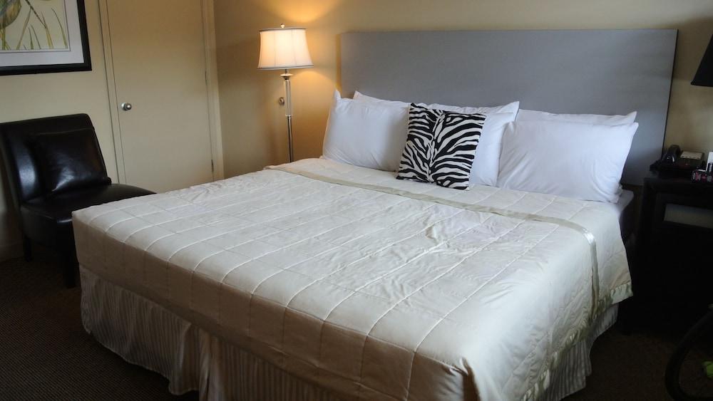 Sole Inn and Suites photo 22