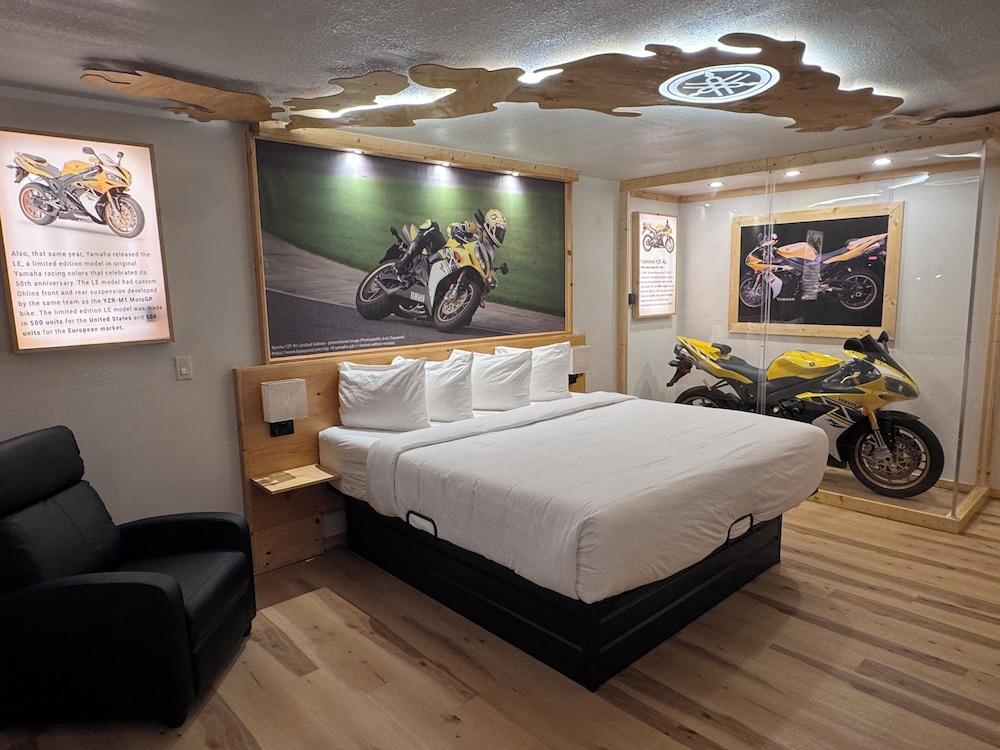 Motorcycle Inn photo 20