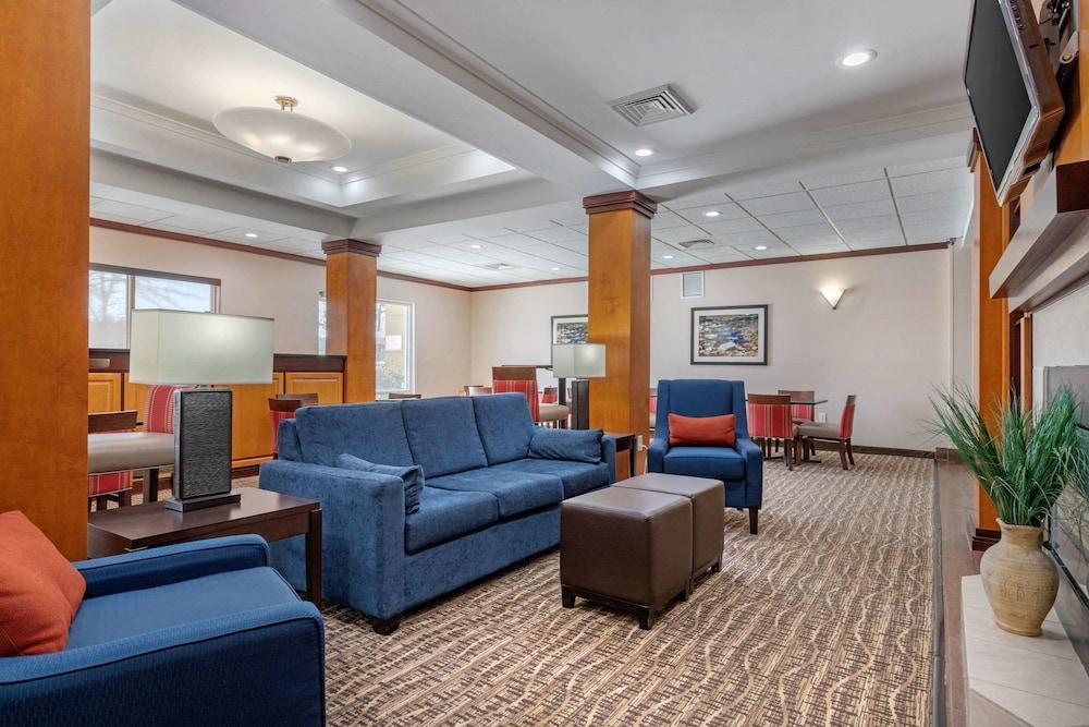 Comfort Inn & Suites Camden photo 40