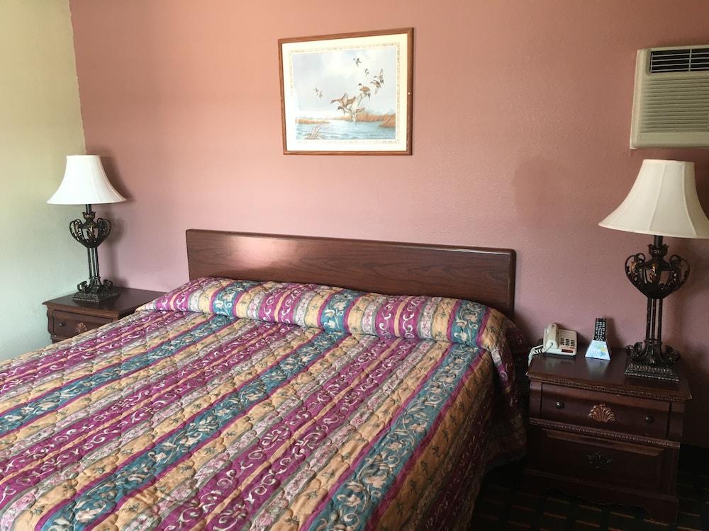 Best Value Inn Motel Sandusky photo 46