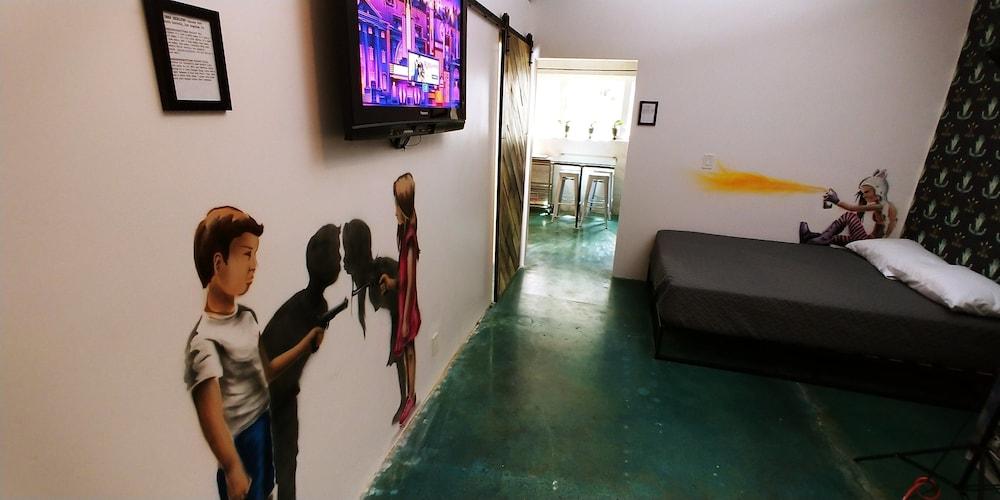 House of Trestles - Hostel photo 20