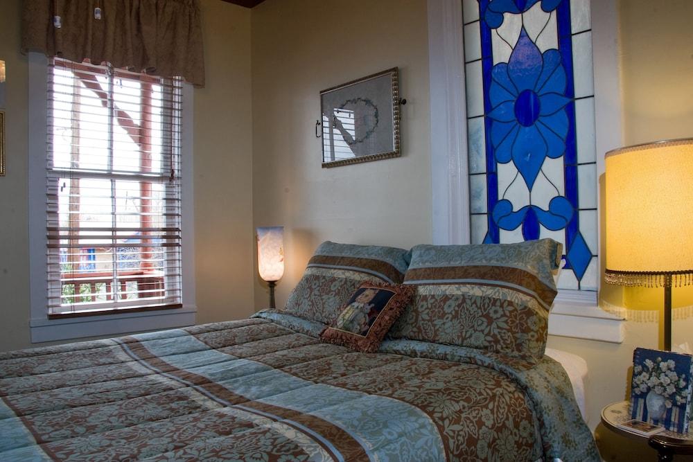 Ghost City Inn photo 26