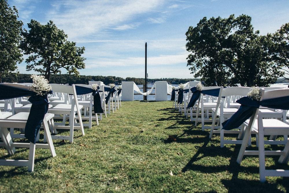 Lodge Of Four Seasons Golf Resort, Marina & Spa photo 64