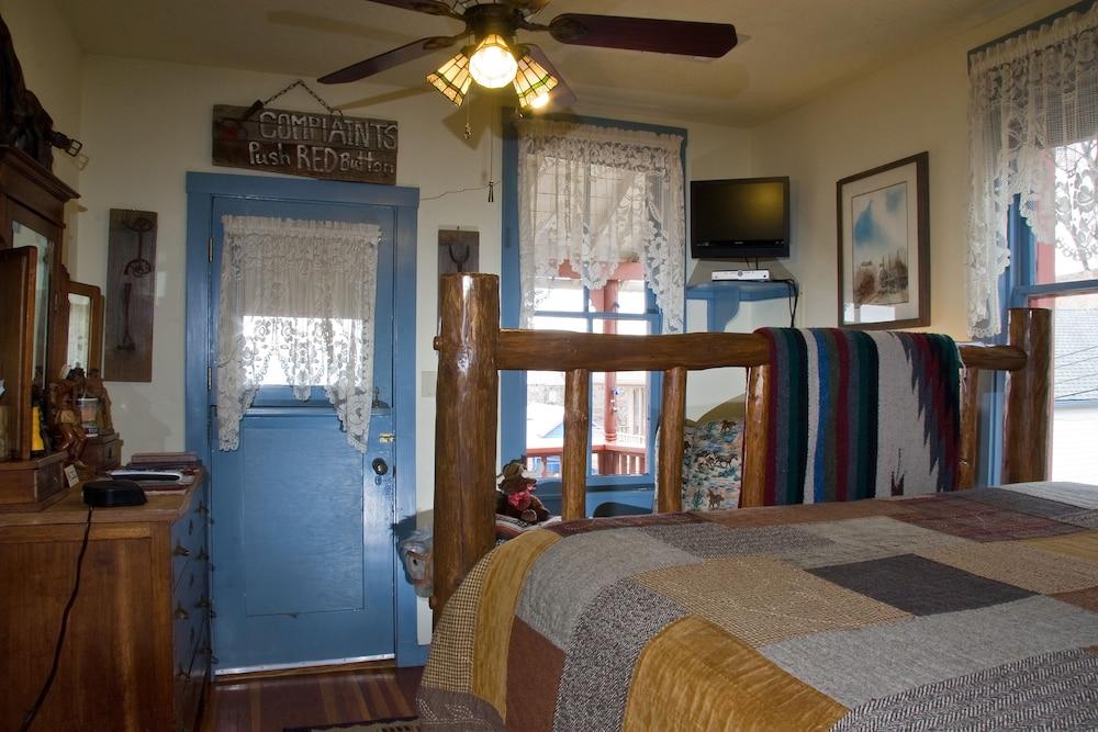 Ghost City Inn photo 27
