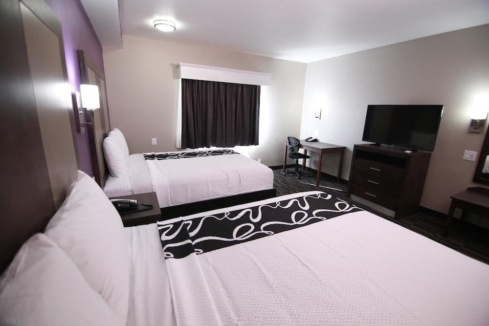 Home Inn and Suites photo 35