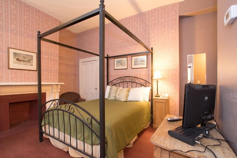 Biltmore Suites Hotel photo 26