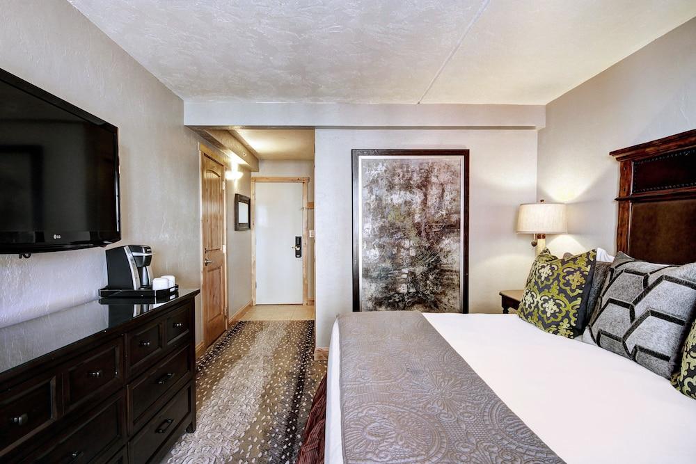 The Lodge at Vail, a RockResort by Vail Resorts photo 58