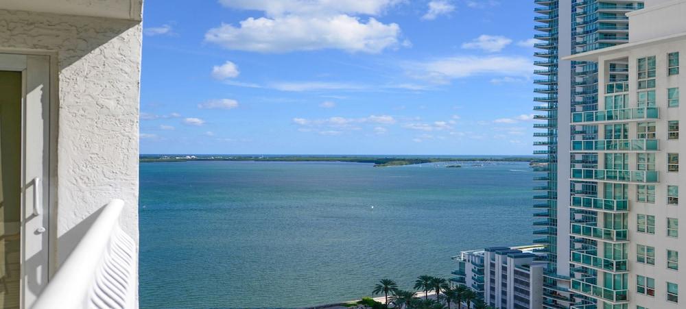 Icon Residences photo 25