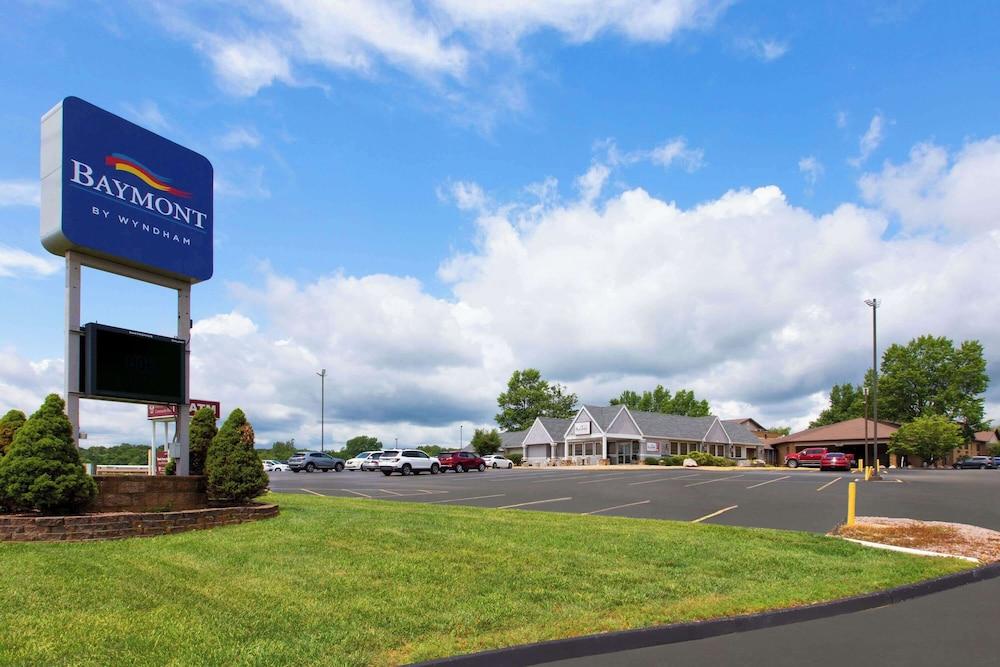 Baymont Inn and Suites by Wyndham Farmington, MO photo 32