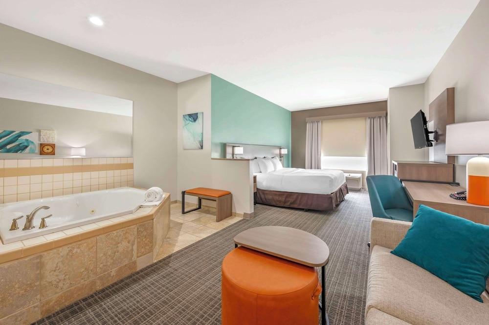 Comfort Suites French Lick photo 10