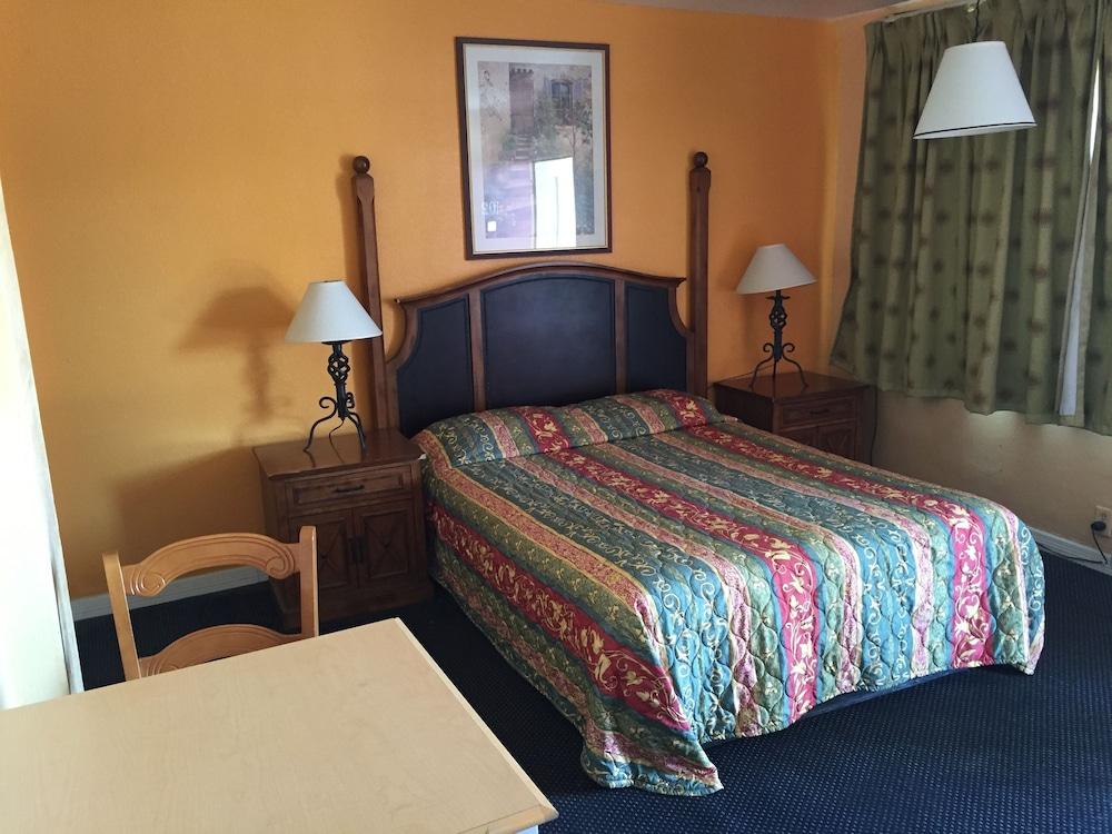 Western Sands Motel photo 14