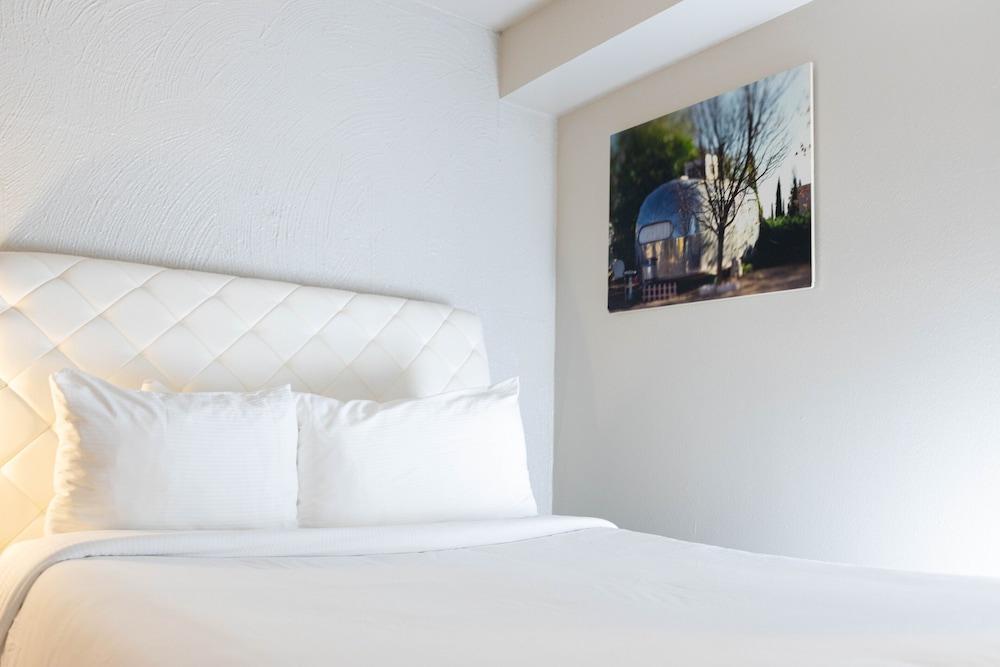The Clarendon Hotel & Spa, BW Signature Collection photo 12
