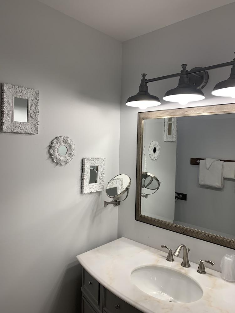 Ivy Manor Inn Village Center photo 10