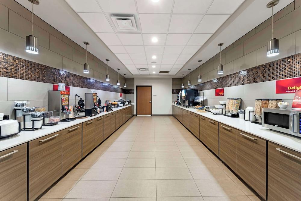 Best Western Plus Chickasha Inn photo 27