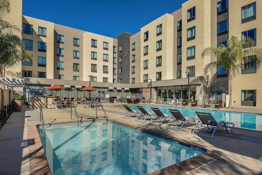Homewood Suites by Hilton Anaheim Resort – Convention Center photo 33