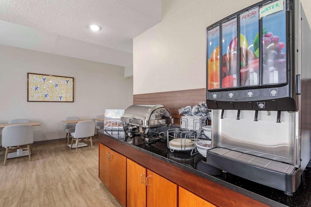 Comfort Inn & Suites Corbin North photo 23