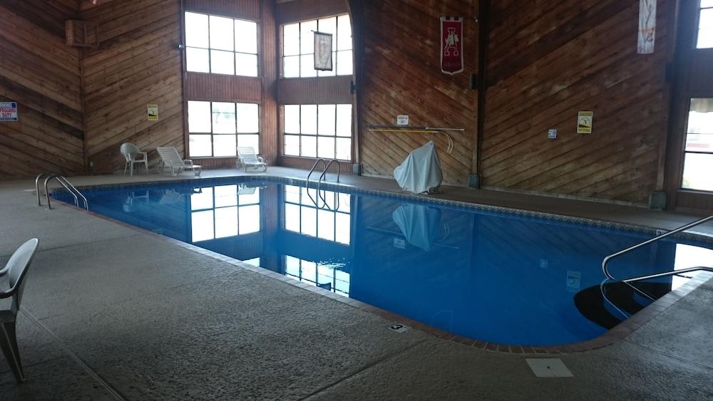 Quality Inn & Suites Stuttgart North photo 48