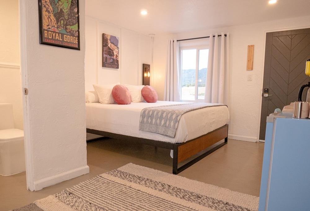 Little Canyon Inn photo 24