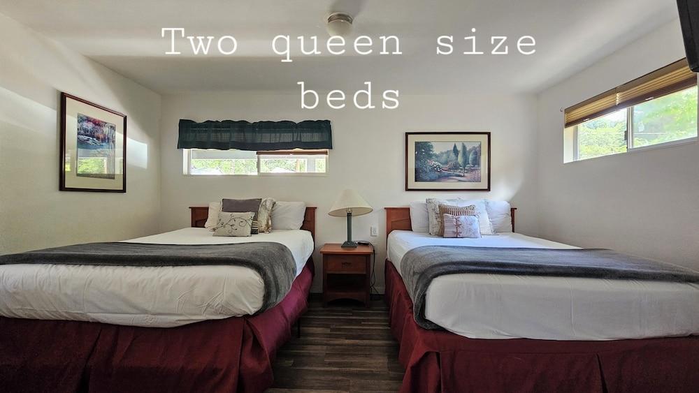 Cedar Lodge Motel photo 64
