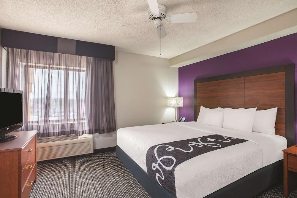 La Quinta Inn by Wyndham San Marcos photo 32