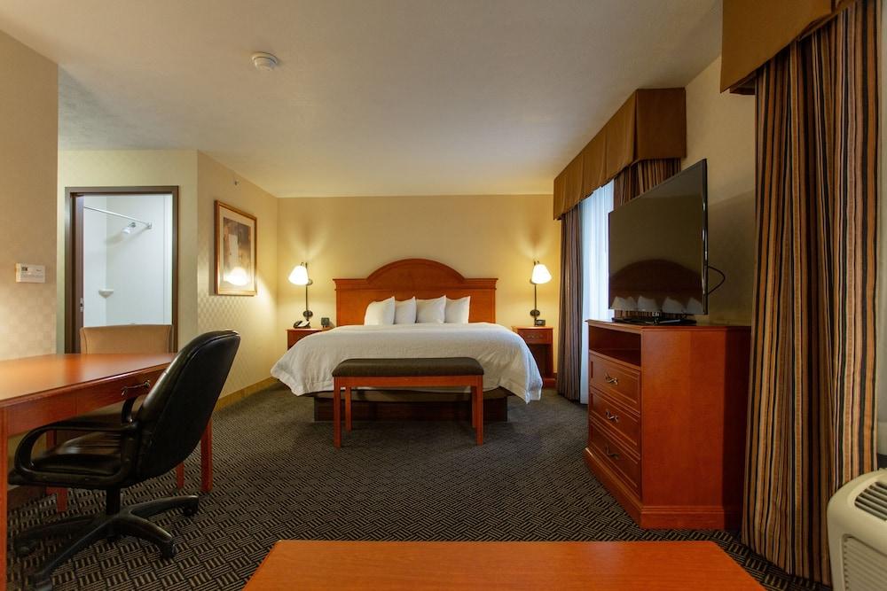 Hampton Inn Waterloo Cedar Valley photo 8