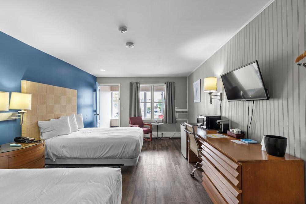 Harborline Hotel photo 25