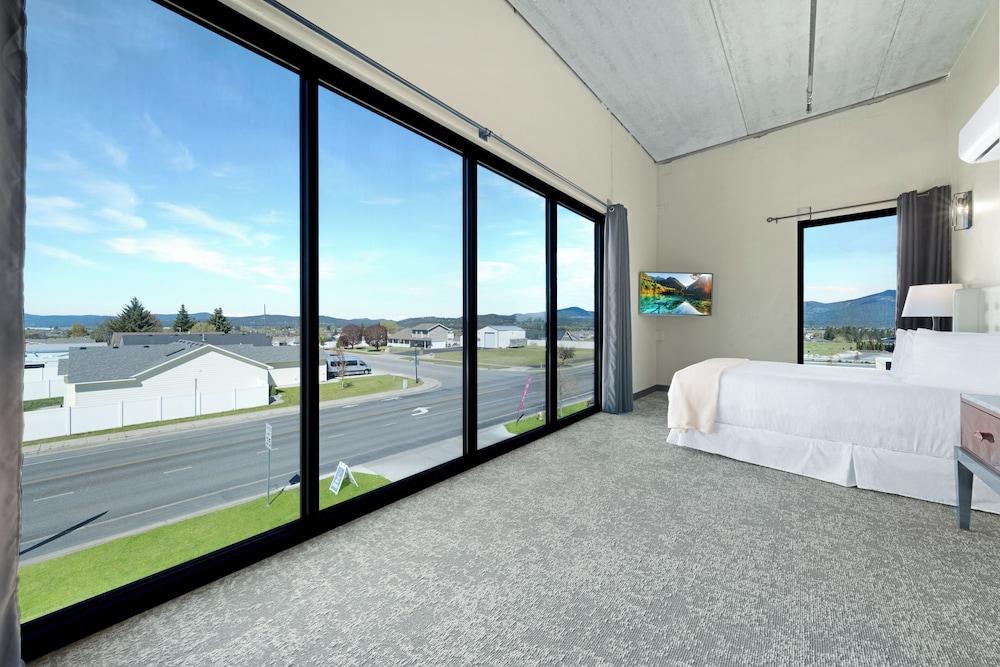 The Suites at Prairie Falls & Event Center photo 20