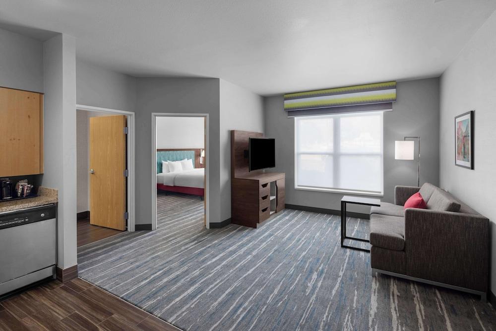 Hampton Inn & Suites Orem photo 24