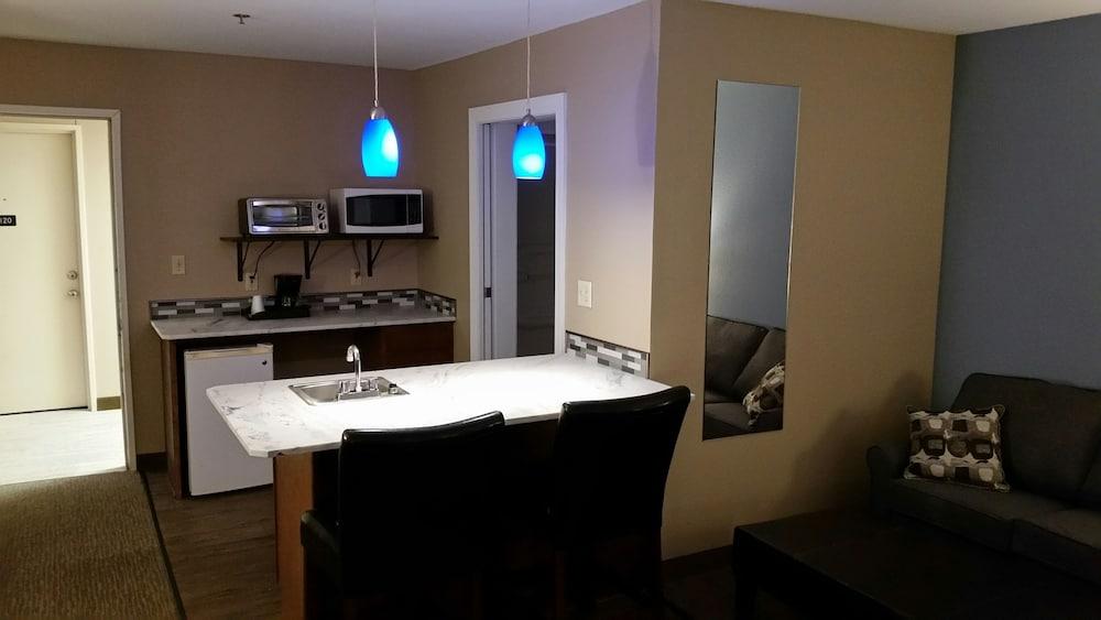 Rock Creek Hotel photo 22