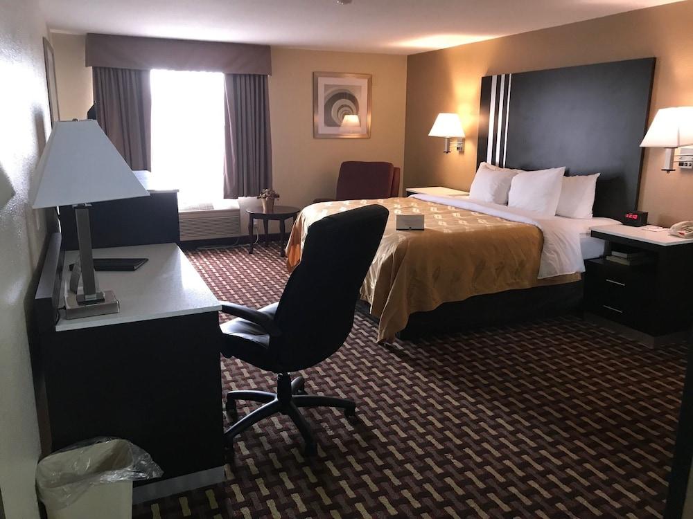 Quality Inn & Suites Middletown - Franklin photo 41