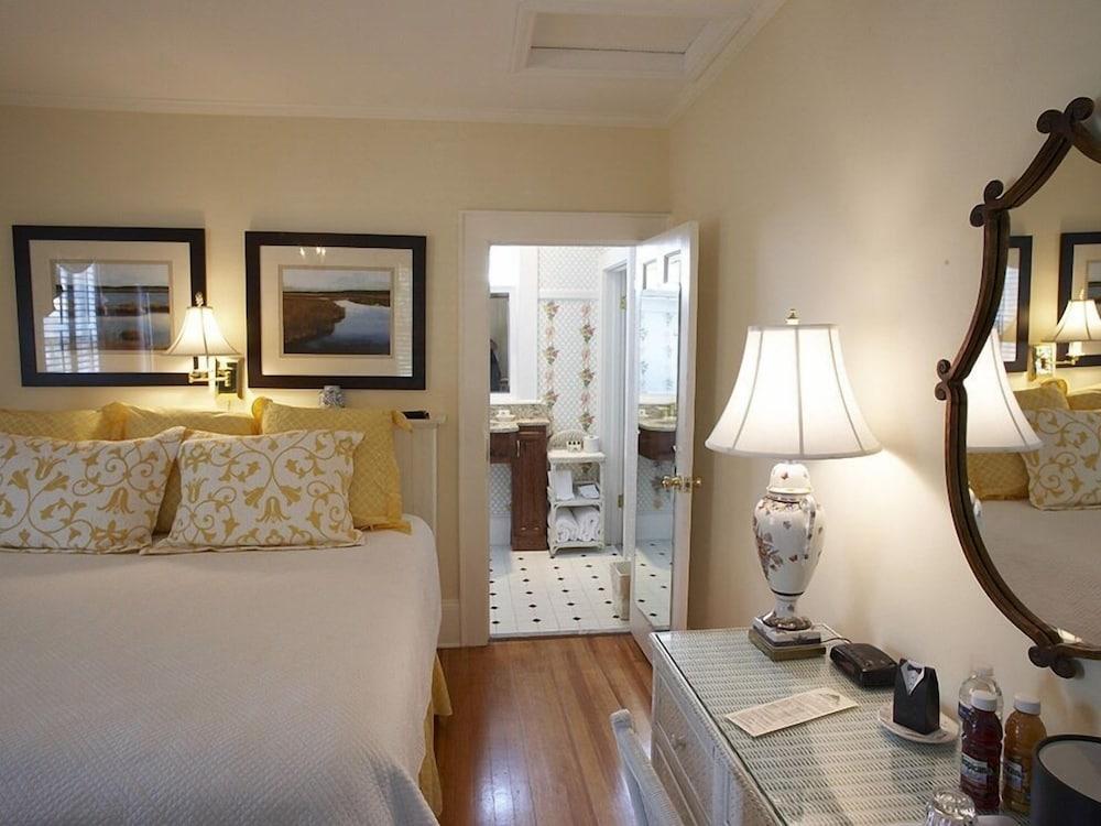 Smithfield Inn photo 7