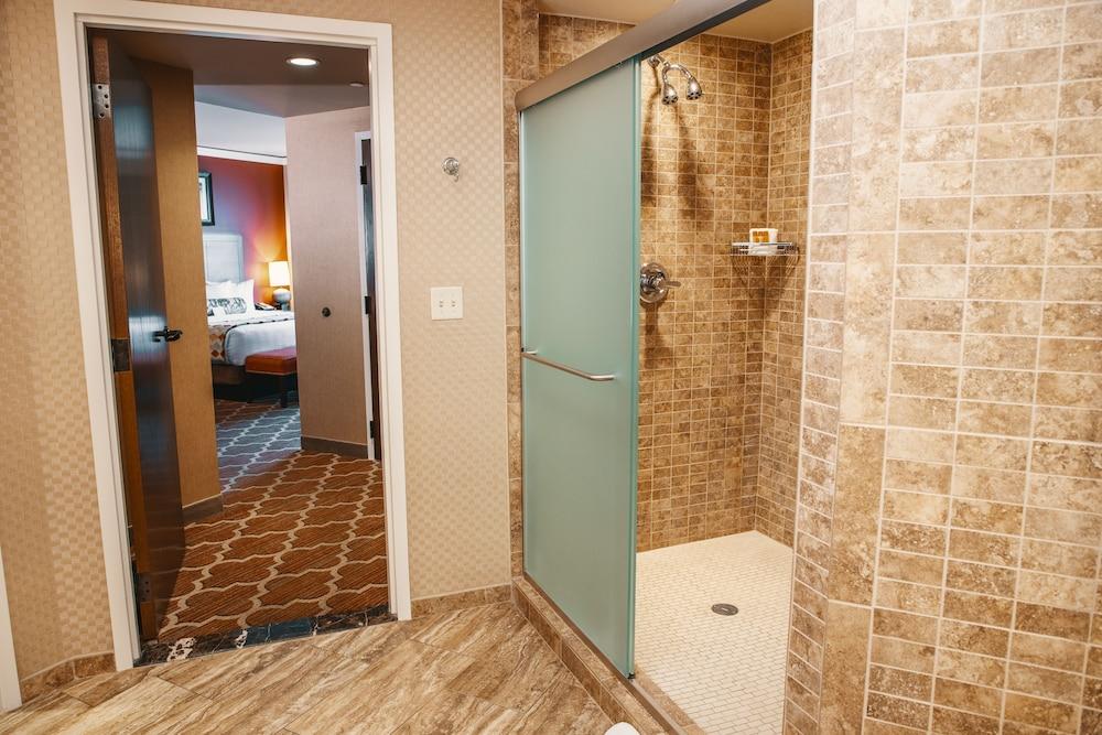 Four Winds Casino Resort – New Buffalo photo 12