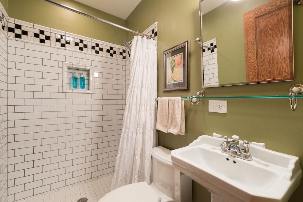 Chicago Guest House Wrigleyville photo 3