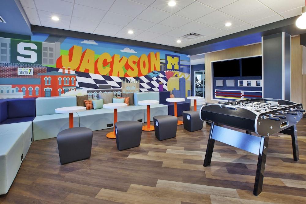 Tru by Hilton Jackson, MI photo 5