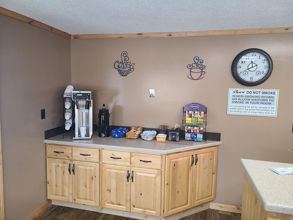 The B&B Motel photo 9