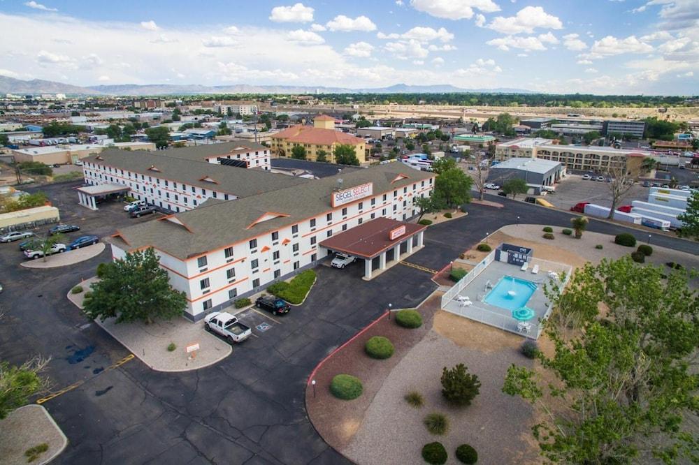 Siegel Select Albuquerque photo 31