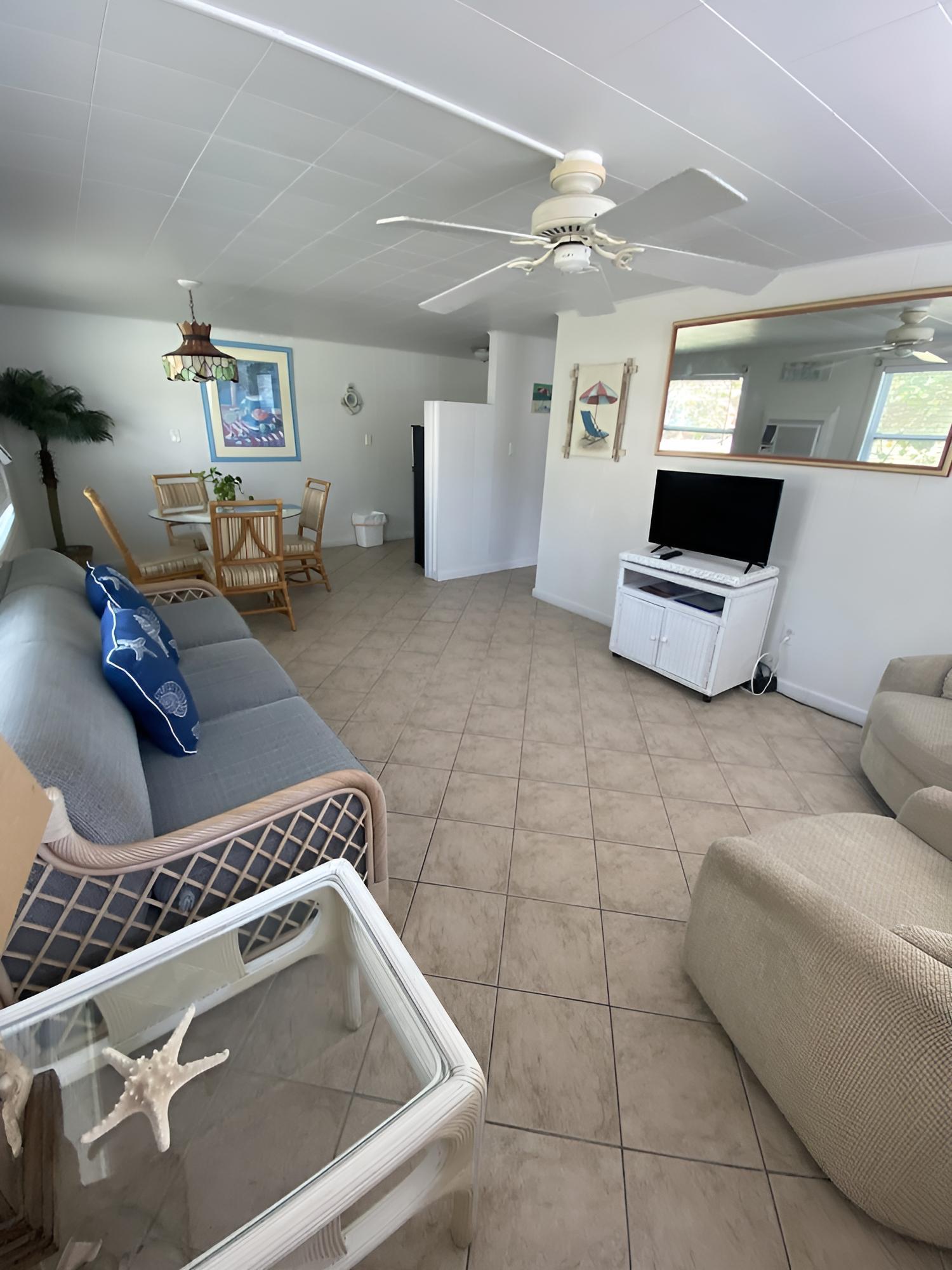 Tropical Winds Motel & Cottages photo 8