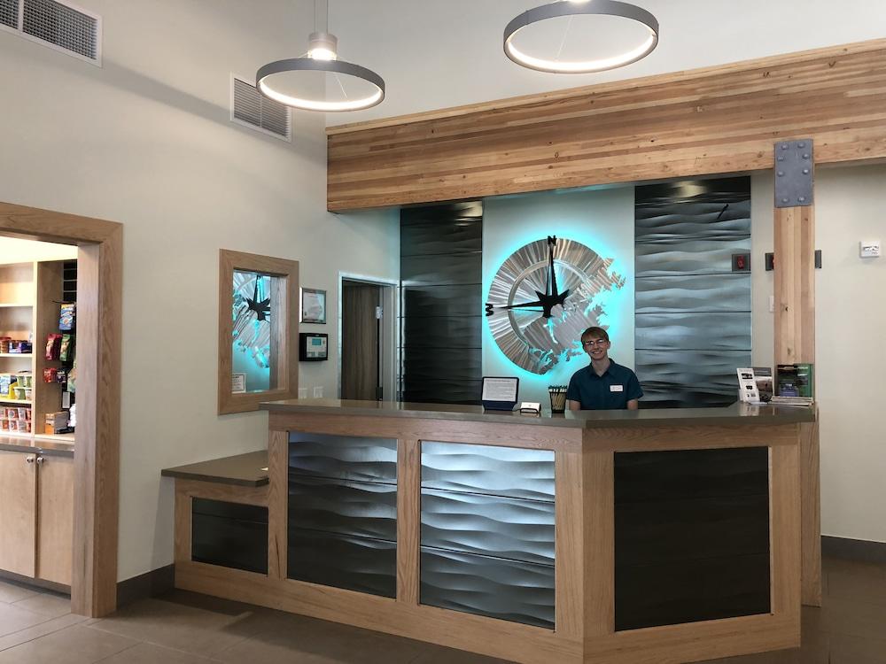 Kodiak Compass Suites photo 28