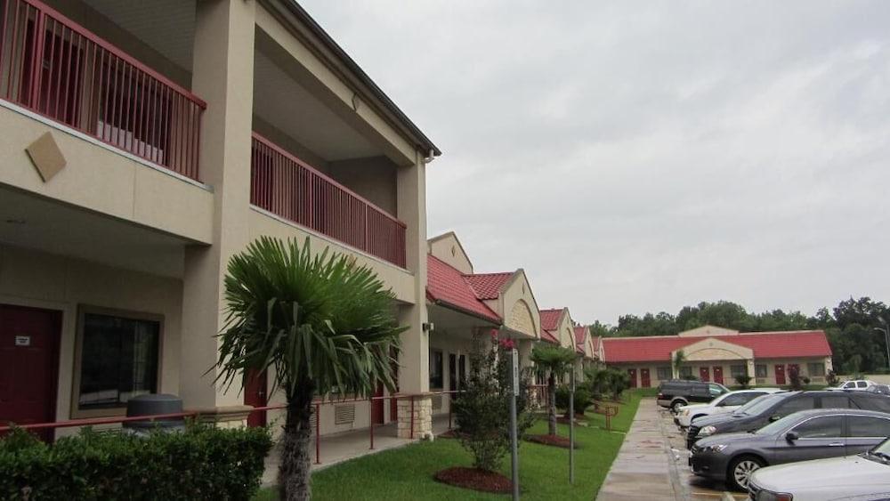 Palace Inn Greenspoint photo 6