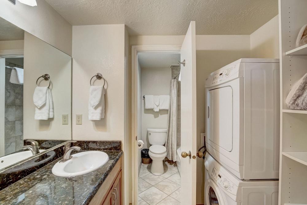 Shadow Ridge by All Seasons Resort Lodging photo 42