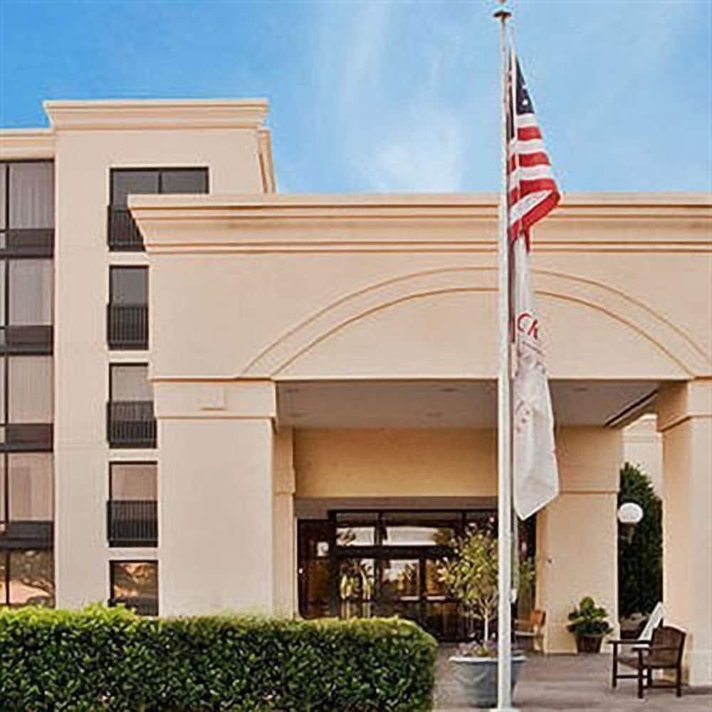 Hotel I-64 Richmond photo 1