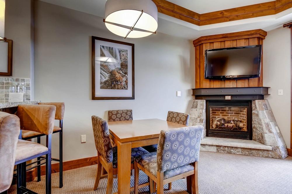 One Ski Hill Place, a RockResort, by Vail Resorts photo 23