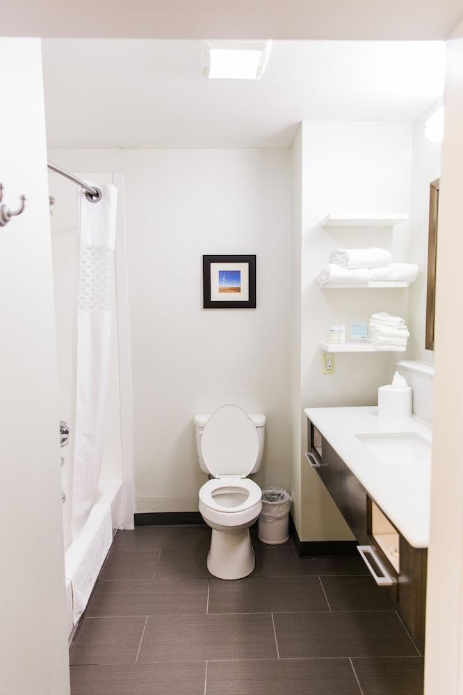 Hampton Inn Oklahoma City/Edmond photo 15