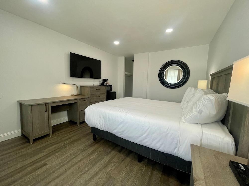 Budget Inn Lompoc photo 14
