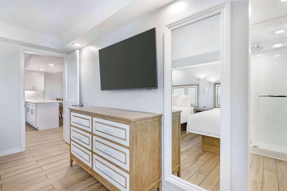 Best Western Plus Beach Resort photo 53