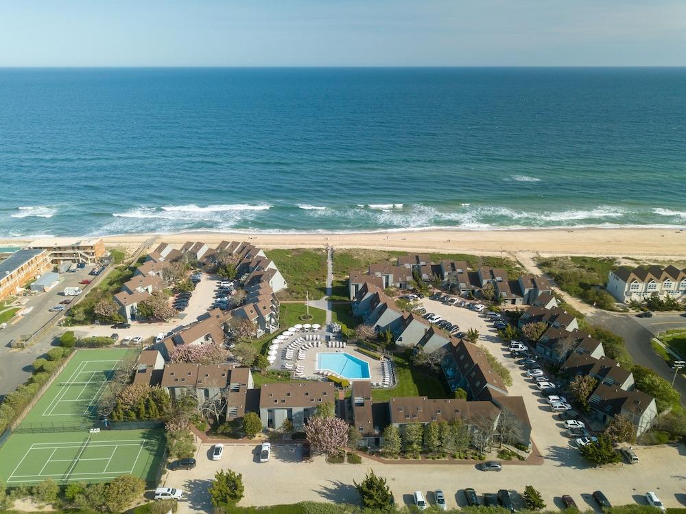 The Surf Club photo 41