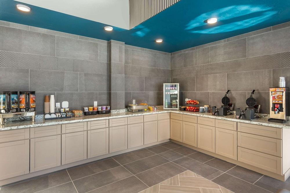The Valor, an Ascend Collection Hotel photo 32
