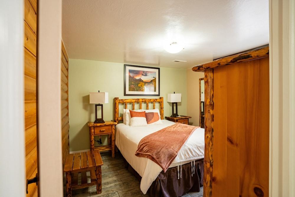 Petty Ranch Inn photo 75